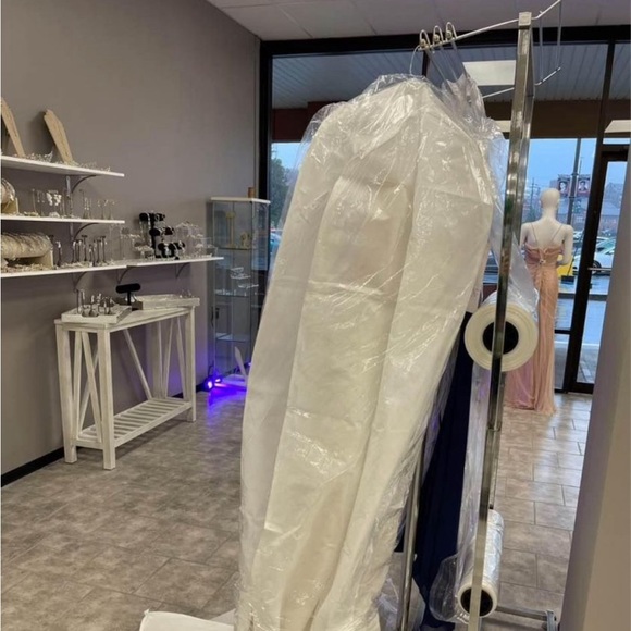 NEW WEDDING DRESS Morilee Gown No Alterations New With Tags Never Worn - Picture 7 of 13